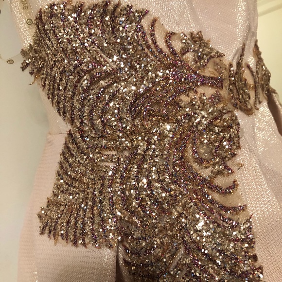 Dress - Picture 7 of 8